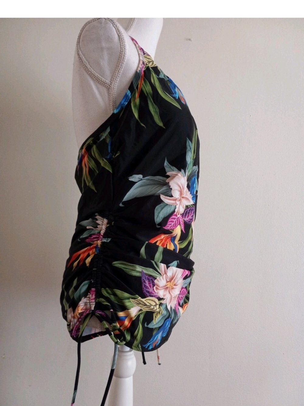 Black Tropical Floral Swim Top BAY ONE GET ONE FREE $15 - Picture 7 of 10